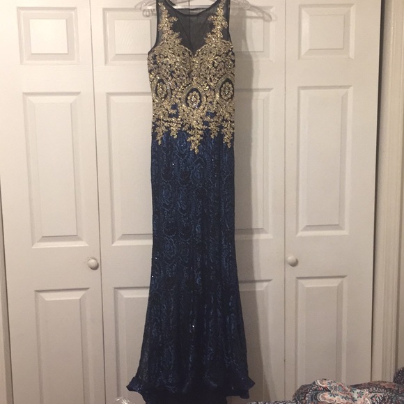 Prom dress